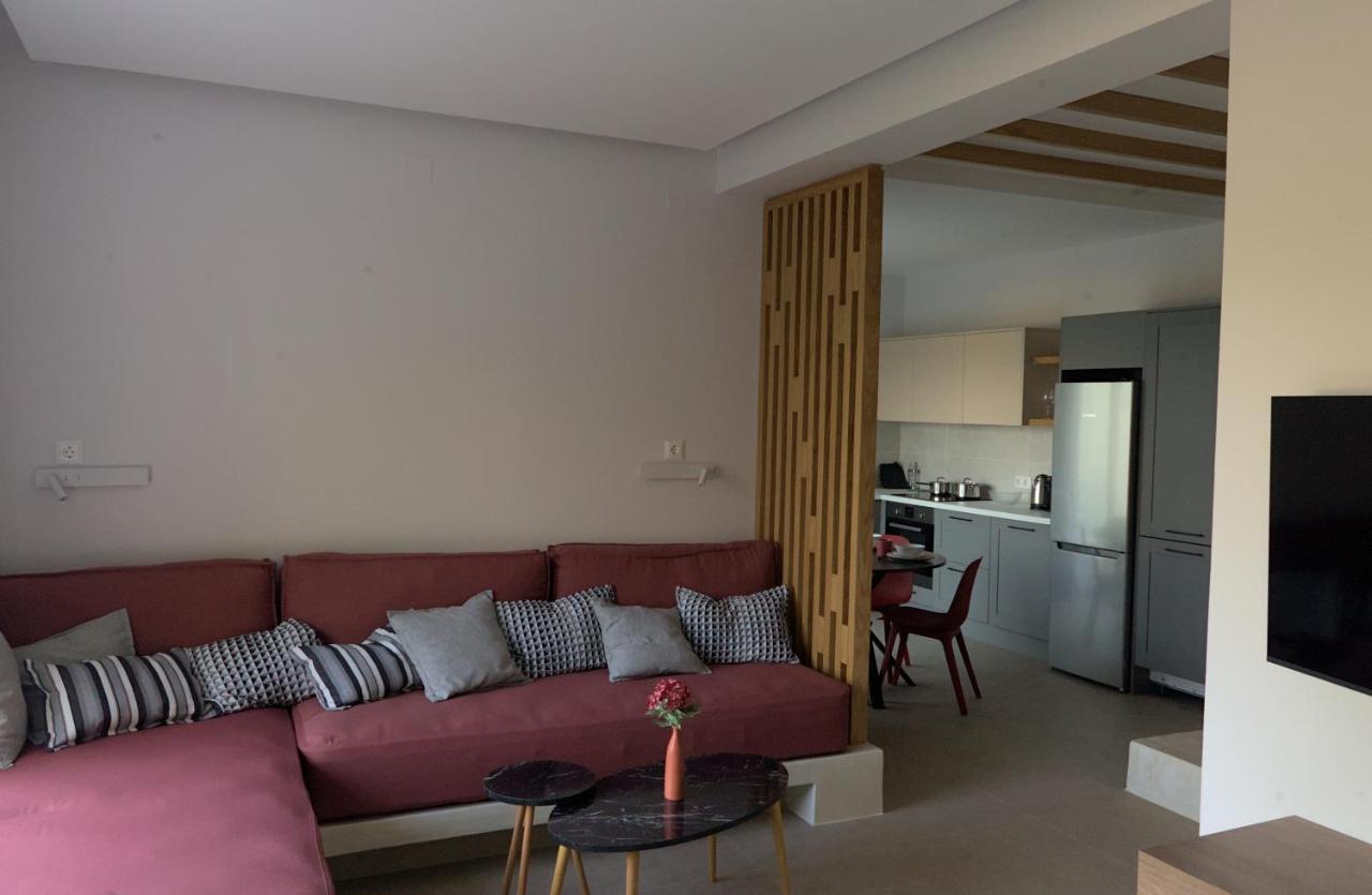 Les Maisonettes コッカリ エクステリア 写真
